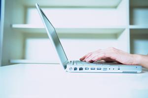 「プレハブ冷蔵庫の選び方と活用法：省エネ・鮮度管理を実現する最適解」